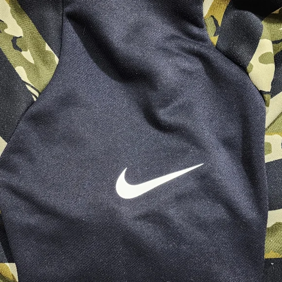 Nike Dri-Fit Black & Camo Hoodie Men's Striped Pullover Kangaroo Pocket - Picture 5 of 8